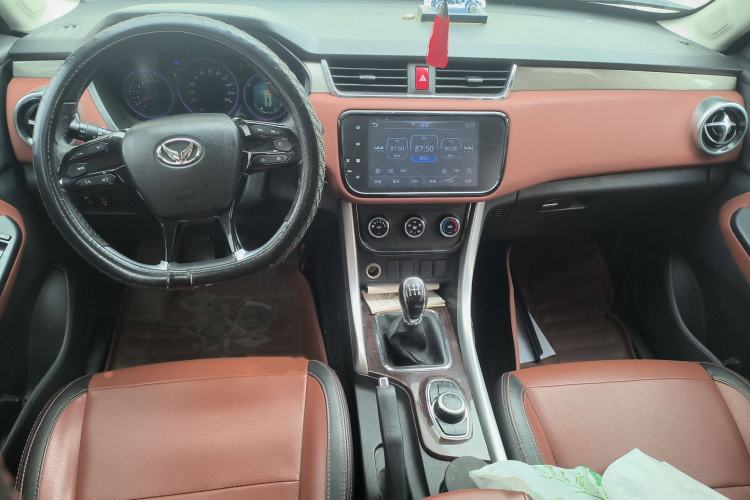 Used HYOSOW S3 2016 S3L 1.5L Manual Prestige Edition Interior 2