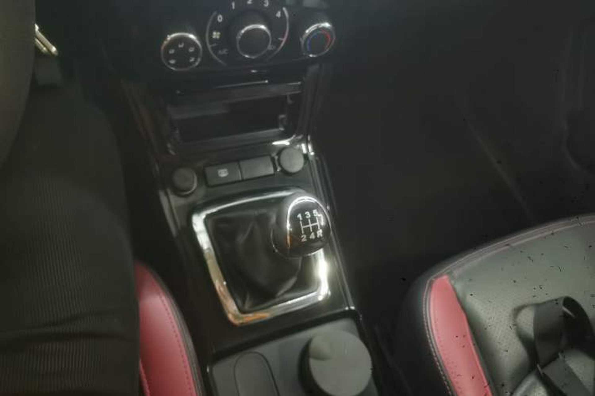 Used HYOSOW S3 2015 1.5L Comfort Version National V Gear Lever