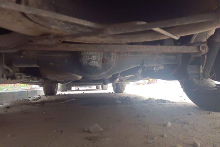 Used HYOSOW S3 2014 1.5L Comfort Version China IV Emission Standard Chassis Rear