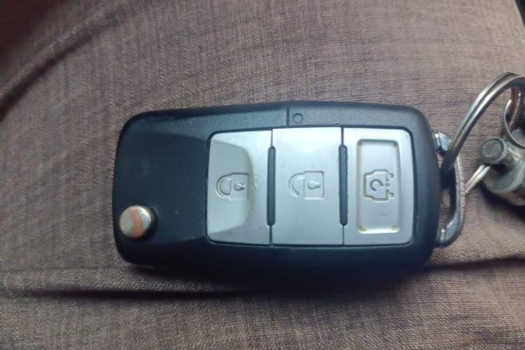 Used HYOSOW S3 2014 1.5L Comfort Version China IV Emission Standard Vehicle Key