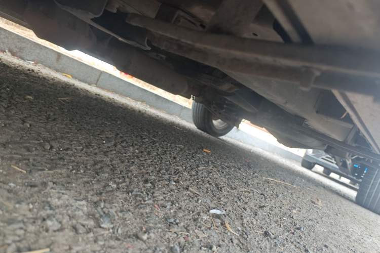 Used HYOSOW S3 2014 1.5L Comfort Version China IV Emission Standard Chassis Front Left