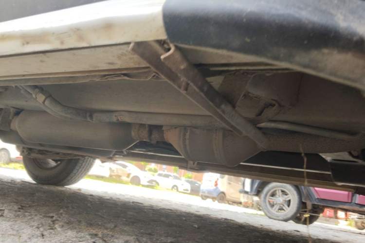 Used HYOSOW S3 2014 1.5L Comfort Version China IV Emission Standard Chassis Front Right