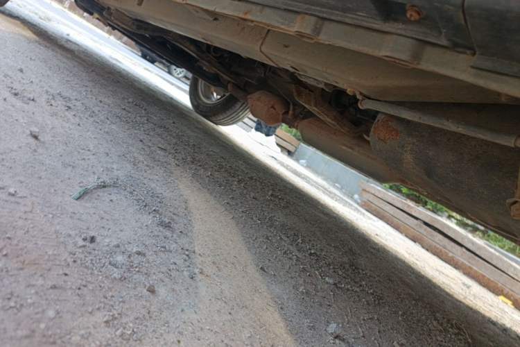 Used HYOSOW S3 2014 1.5L Comfort Version China IV Emission Standard Chassis Rear Left