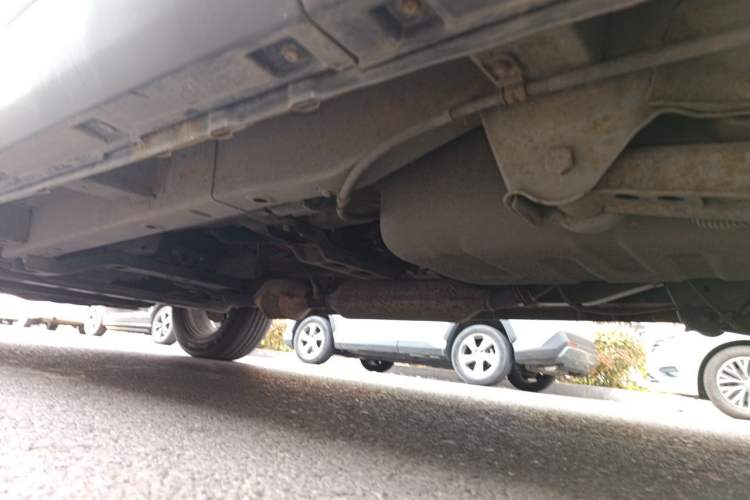 Used HYOSOW S3 2014 1.5L Luxury Version China IV Emission Standard Chassis Rear Left
