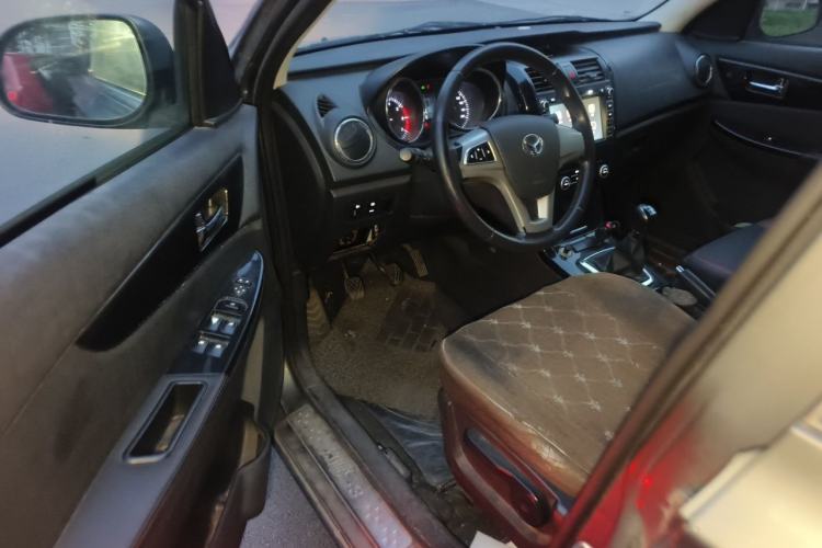 Used HYOSOW S3 2014 1.5L Luxury Version China IV Emission Standard Driver Seat