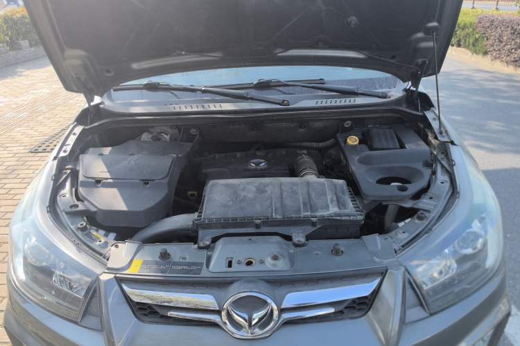 Used HYOSOW S3 2014 1.5L Comfort Version China IV Emission Standard Engine Bay