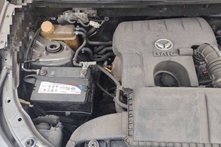 Used HYOSOW S3 2014 1.5L Comfort Version China IV Emission Standard Engine Bay Right
