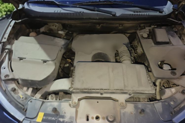 Used HYOSOW S3 2014 1.5L Luxury Version China IV Emission Standard Engine Bay