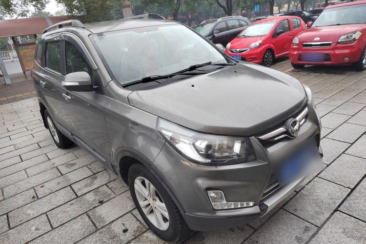 Used HYOSOW S3 2014 1.5L Luxury Version China IV Emission Standard Front Right 45 Deg