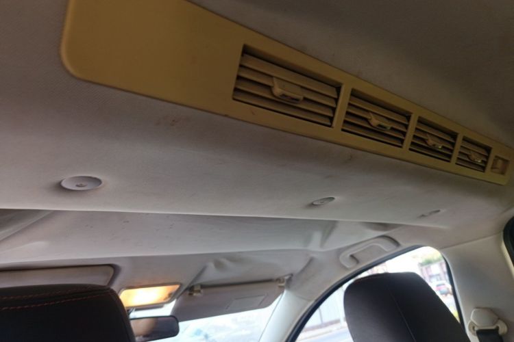 Used HYOSOW S3 2014 1.5L Comfort Version China IV Emission Standard Headliner