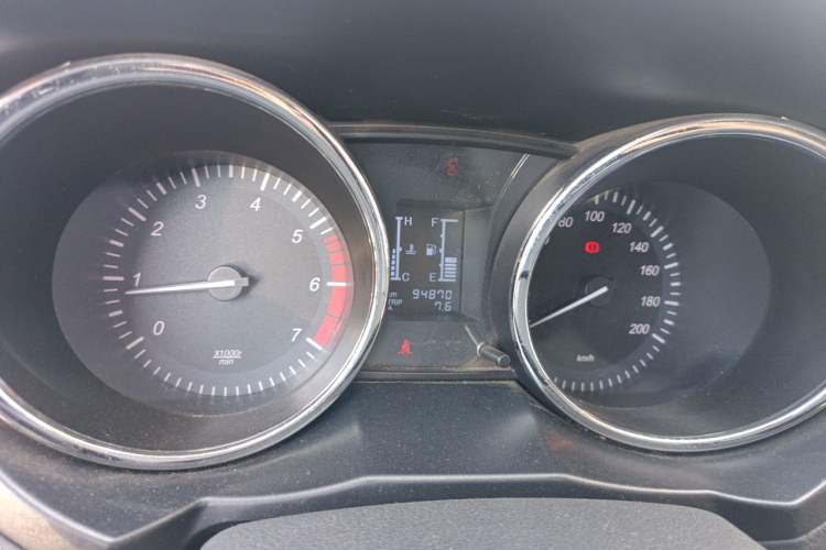 Used HYOSOW S3 2014 1.5L Comfort Version China IV Emission Standard Instrument Cluster