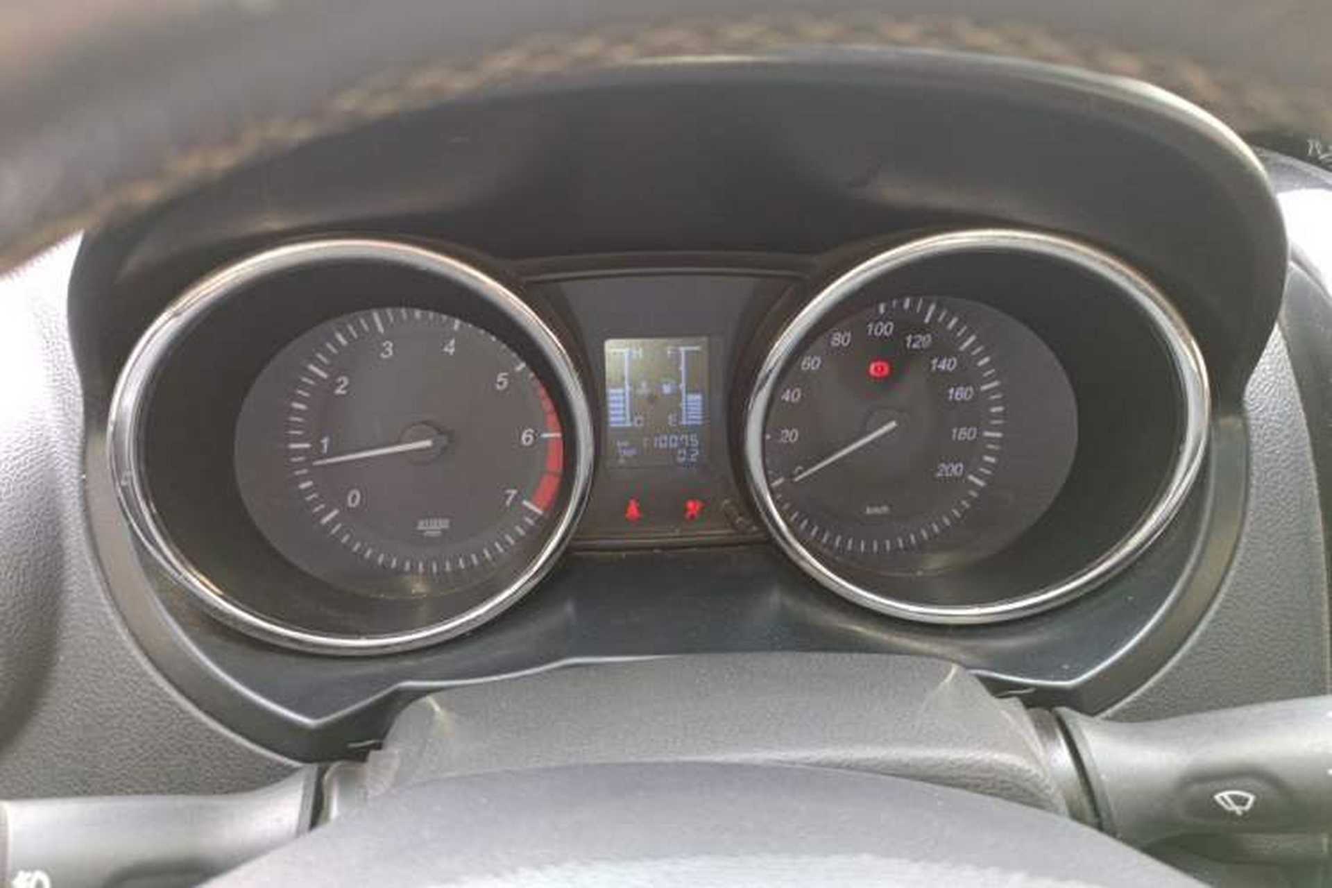 Used HYOSOW S3 2014 1.5L Luxury Version China IV Emission Standard Instrument Cluster