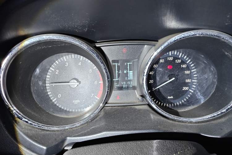 Used HYOSOW S3 2014 1.5L Luxury Version China IV Emission Standard Instrument Cluster