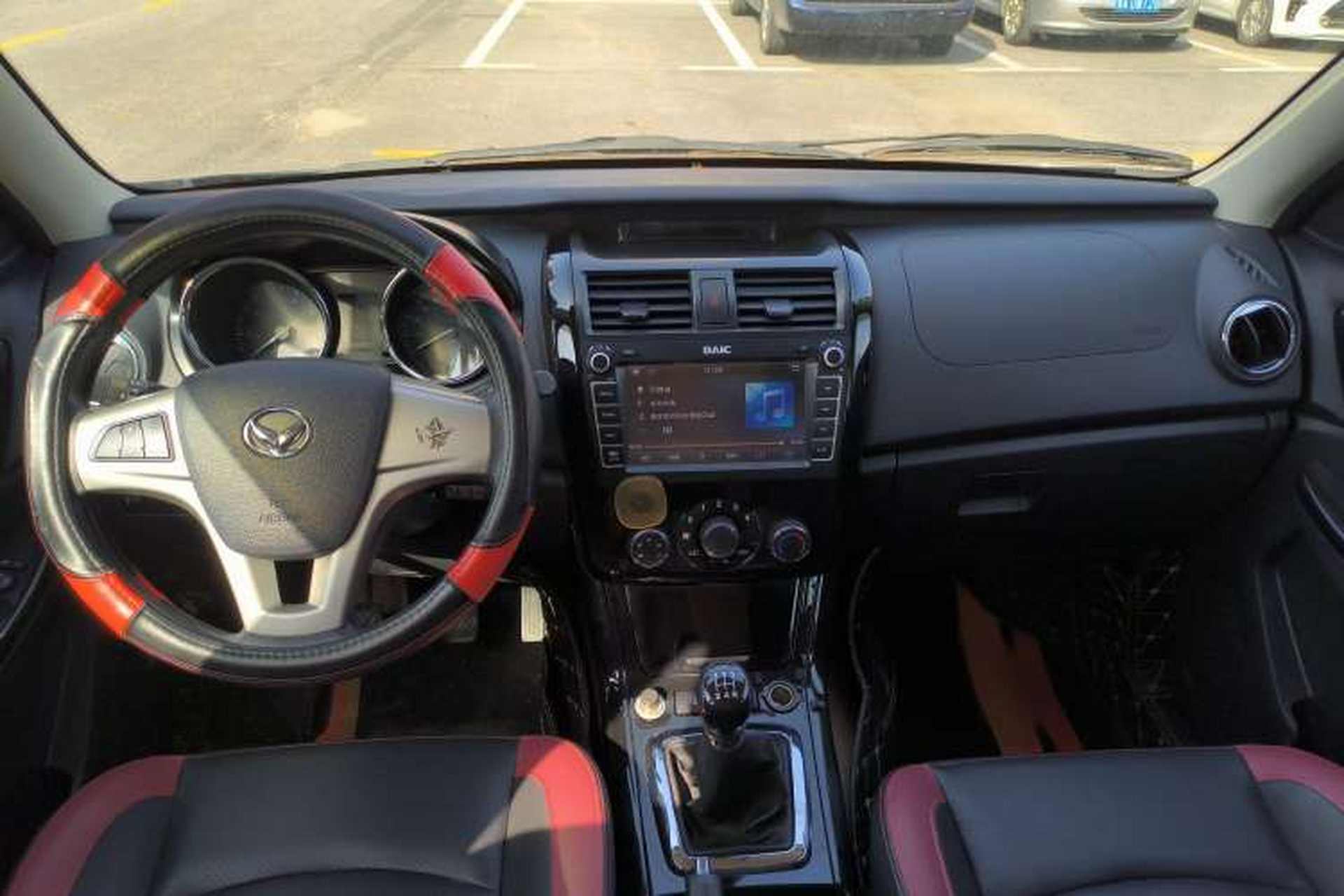 Used HYOSOW S3 2014 1.5L Comfort Version China IV Emission Standard Interior 3