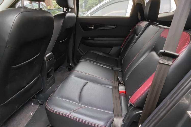 Used HYOSOW S3 2014 1.5L Comfort Version China IV Emission Standard Interior 4