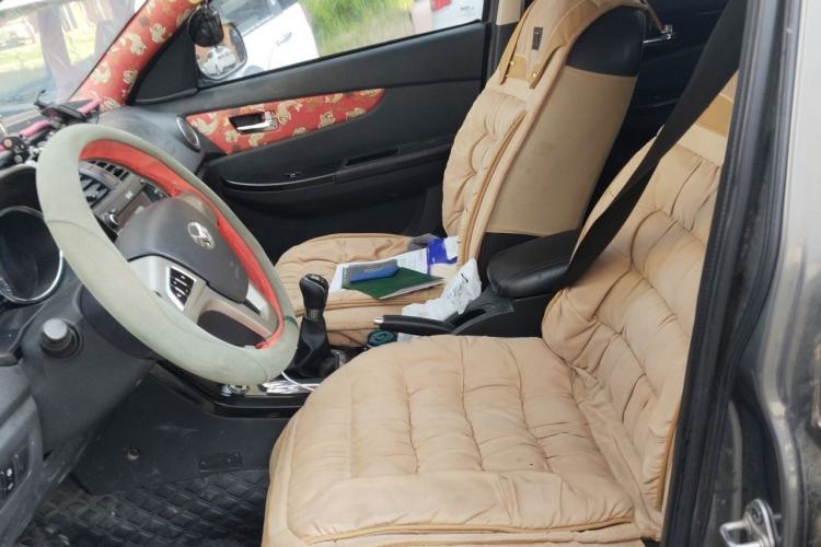 Used HYOSOW S3 2014 1.5L Comfort Version China IV Emission Standard Left Front Seat