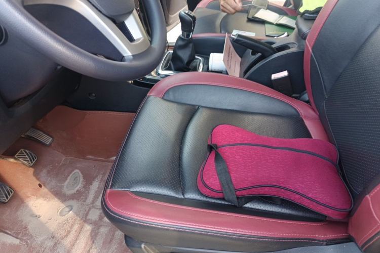 Used HYOSOW S3 2014 1.5L Comfort Version China IV Emission Standard Left Front Seat