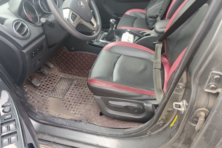 Used HYOSOW S3 2014 1.5L Comfort Version China IV Emission Standard Left Front Seat