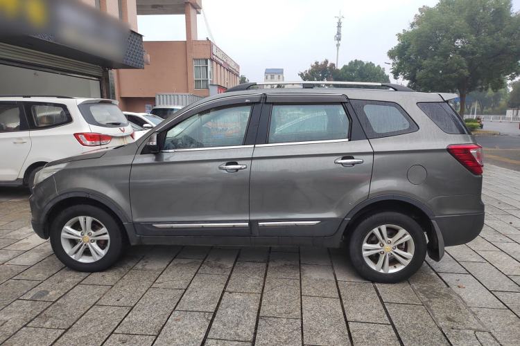 Used HYOSOW S3 2014 1.5L Luxury Version China IV Emission Standard Left Side