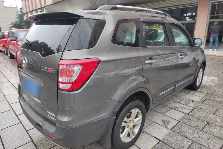 Used HYOSOW S3 2014 1.5L Luxury Version China IV Emission Standard Rear Right 45 Deg