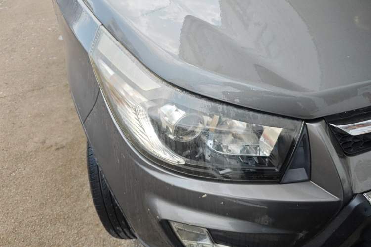 Used HYOSOW S3 2014 1.5L Luxury Version China IV Emission Standard Right Front Headlight