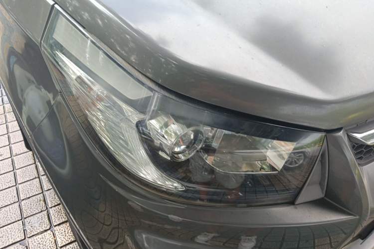 Used HYOSOW S3 2014 1.5L Comfort Version China IV Emission Standard Right Front Headlight