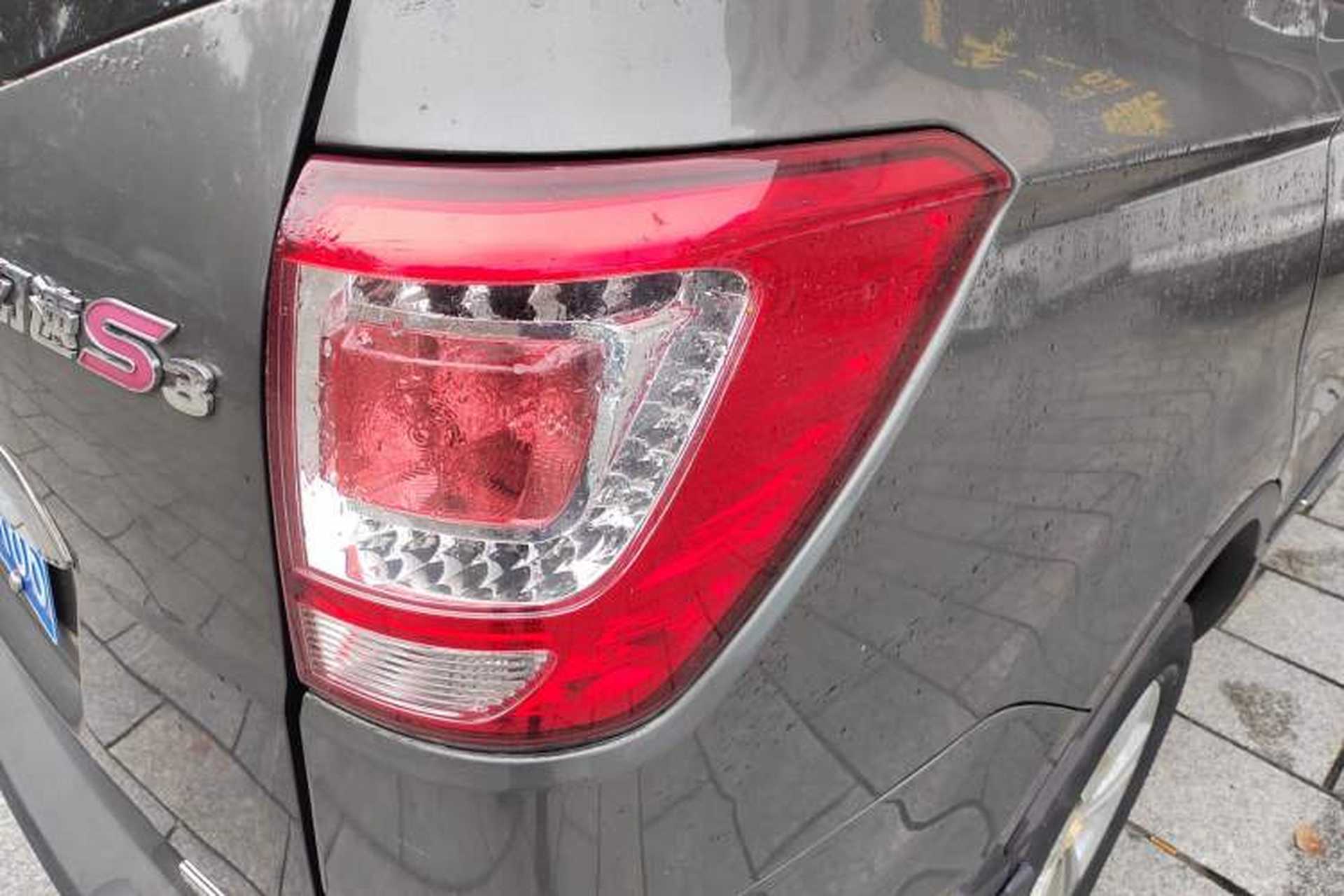 Used HYOSOW S3 2014 1.5L Luxury Version China IV Emission Standard Right Rear Taillight