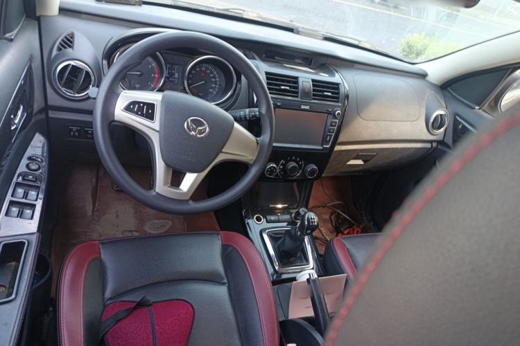 Used HYOSOW S3 2014 1.5L Comfort Version China IV Emission Standard Steering Wheel