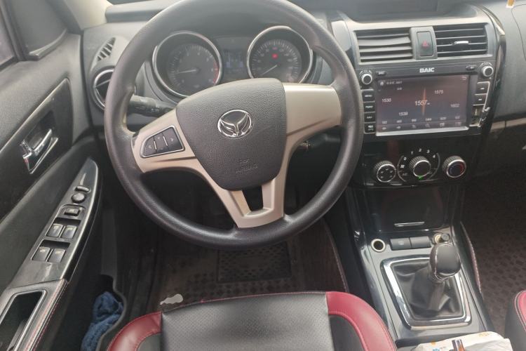 Used HYOSOW S3 2014 1.5L Comfort Version China IV Emission Standard Steering Wheel