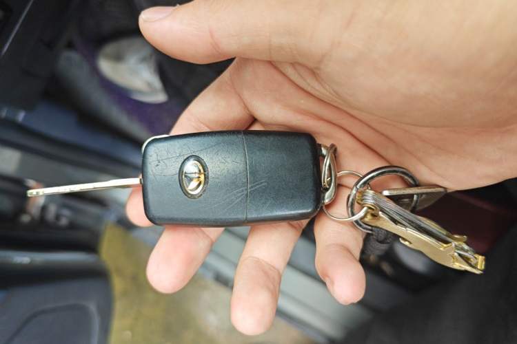Used HYOSOW S3 2014 1.5L Luxury Version China IV Emission Standard Vehicle Key