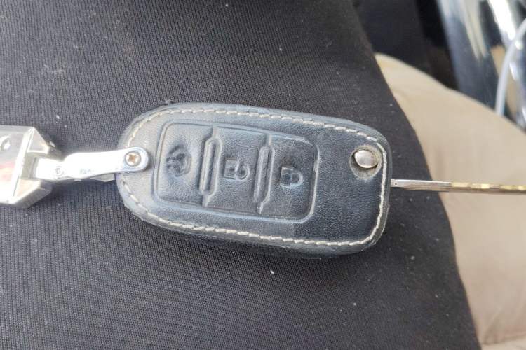 Used HYOSOW S3 2014 1.5L Comfort Version China IV Emission Standard Vehicle Key