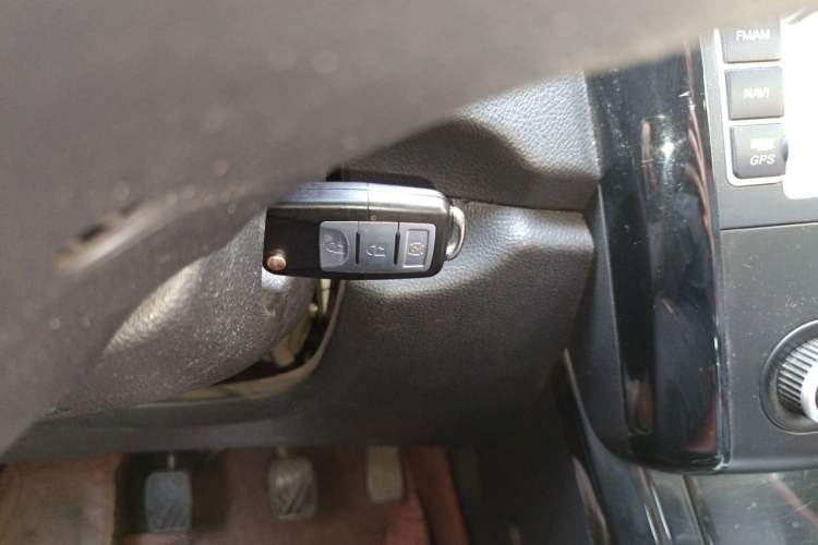 Used HYOSOW S3 2014 1.5L Luxury Version China IV Emission Standard Vehicle Key