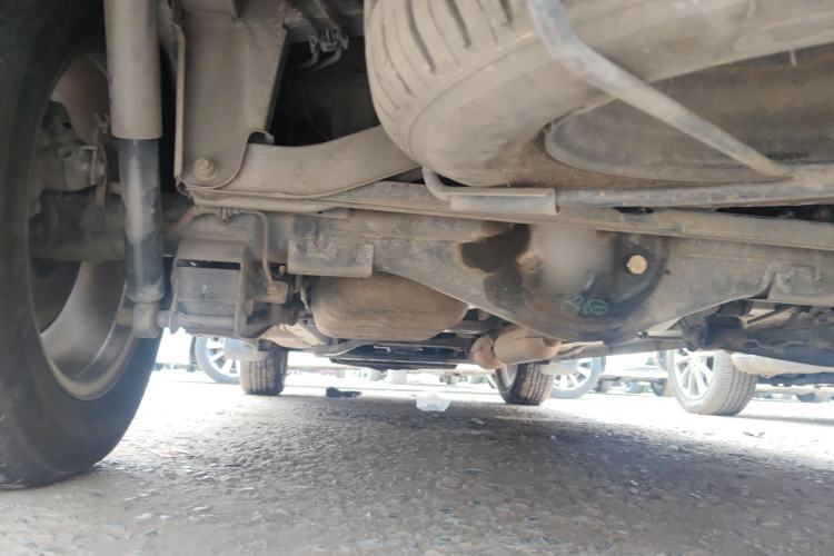 Used HYOSOW S3 2014 1.5L Comfort Version China IV Emission Standard Chassis Rear Left