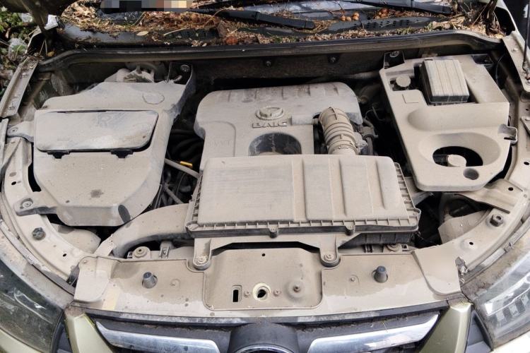 Used HYOSOW S3 2014 1.5L Comfort Version China IV Emission Standard Engine Bay
