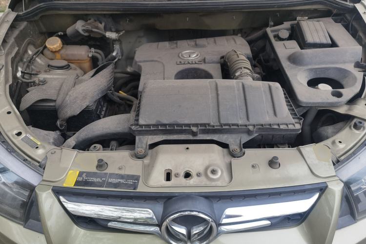 Used HYOSOW S3 2014 1.5L Luxury Version China IV Emission Standard Engine Bay