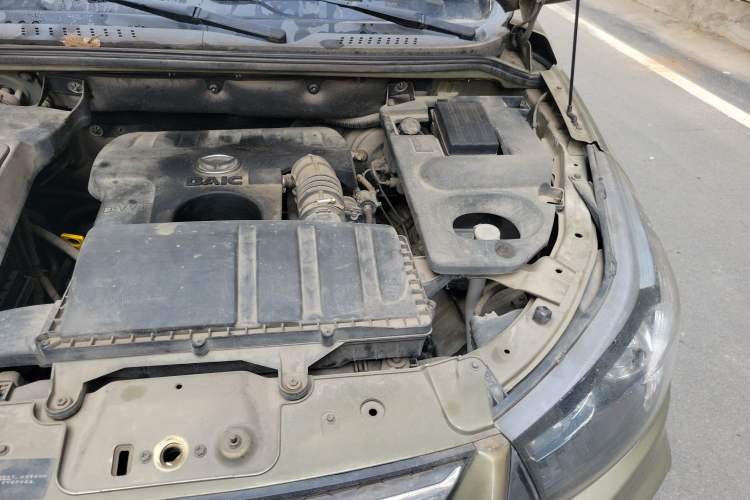 Used HYOSOW S3 2014 1.5L Comfort Version China IV Emission Standard Engine Bay Left