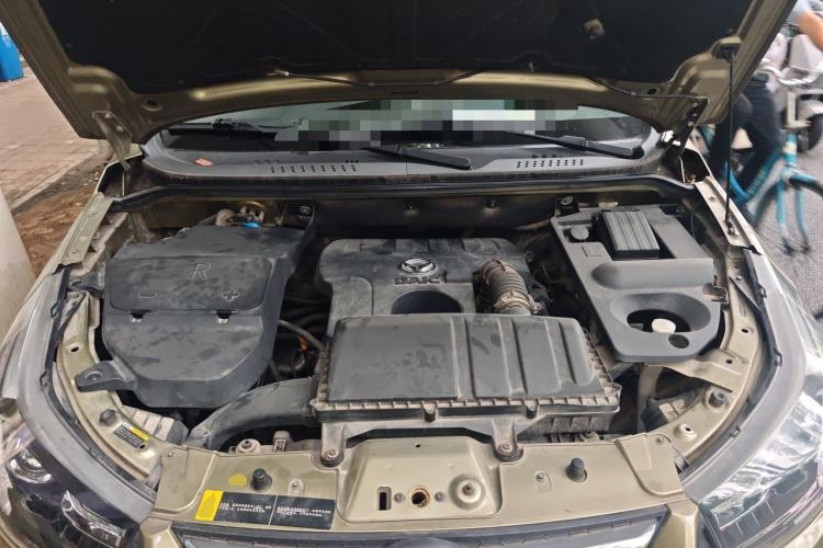 Used HYOSOW S3 2014 1.5L Luxury Version China IV Emission Standard Engine Bay