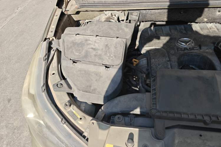 Used HYOSOW S3 2014 1.5L Luxury Version China IV Emission Standard Engine Bay Right