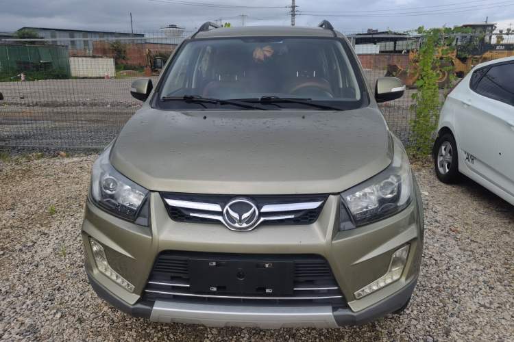 Used HYOSOW S3 2014 1.5L Luxury Version China IV Emission Standard Exterior 1