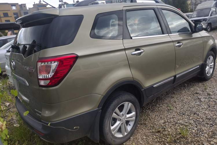 Used HYOSOW S3 2014 1.5L Luxury Version China IV Emission Standard Exterior 3