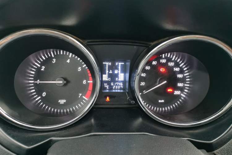 Used HYOSOW S3 2014 1.5L Luxury Version China IV Emission Standard Instrument Cluster