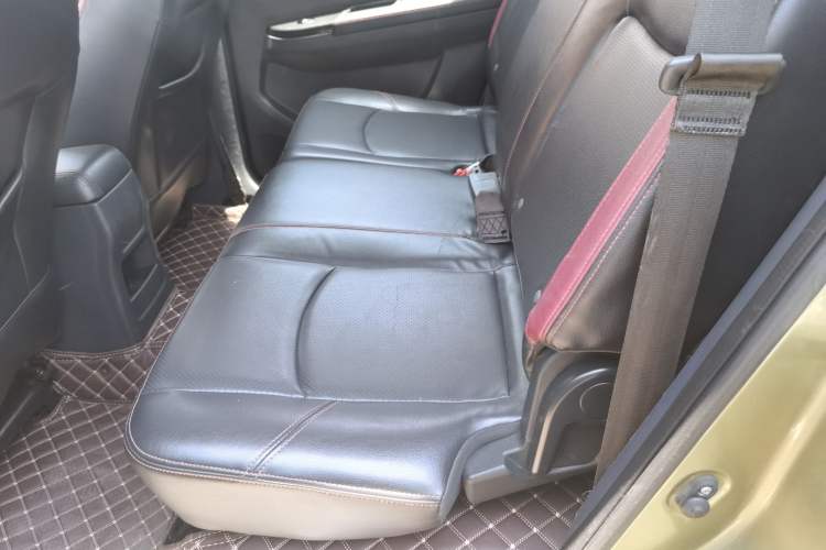 Used HYOSOW S3 2014 1.5L Comfort Version China IV Emission Standard Interior 1