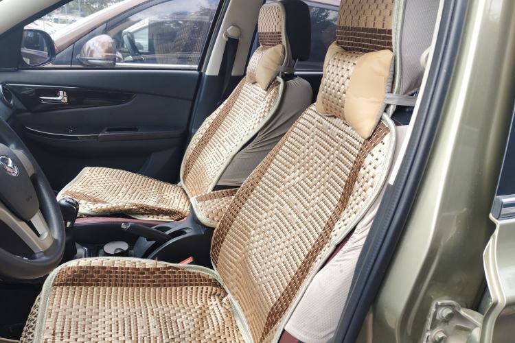 Used HYOSOW S3 2014 1.5L Comfort Version China IV Emission Standard Left Front Seat