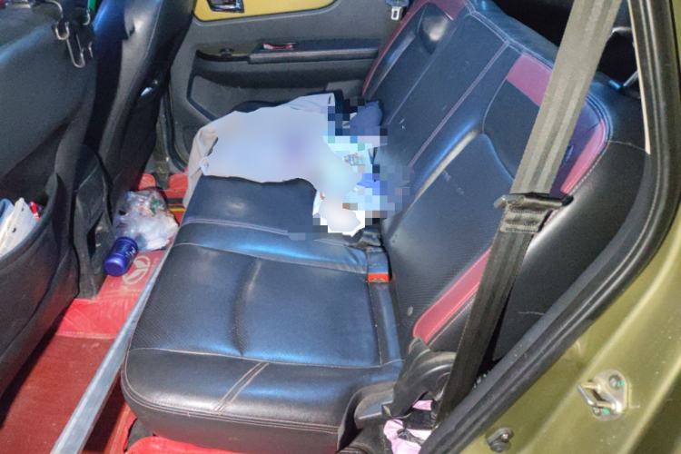 Used HYOSOW S3 2014 1.5L Comfort Version China IV Emission Standard Left Rear Seat