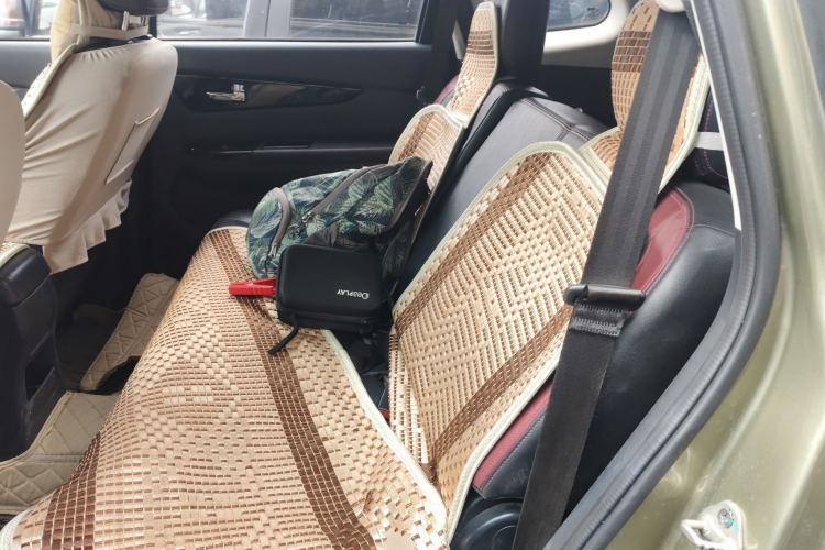 Used HYOSOW S3 2014 1.5L Comfort Version China IV Emission Standard Left Rear Seat