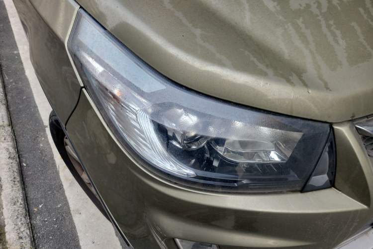 Used HYOSOW S3 2014 1.5L Comfort Version China IV Emission Standard Right Front Headlight