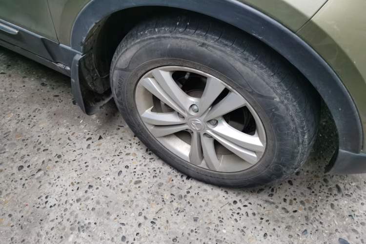 Used HYOSOW S3 2014 1.5L Luxury Version China IV Emission Standard Right Front Wheel Hub