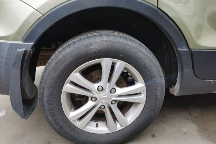 Used HYOSOW S3 2014 1.5L Comfort Version China IV Emission Standard Right Rear Wheel Hub