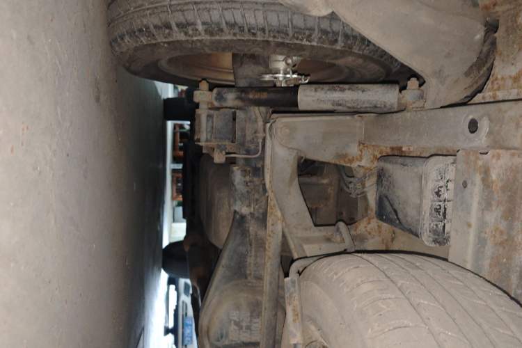 Used HYOSOW S3 2014 1.5L Comfort Version China IV Emission Standard Chassis Rear Left
