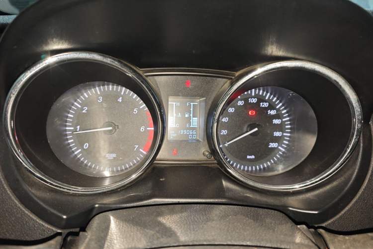 Used HYOSOW S3 2014 1.5L Comfort Version China IV Emission Standard Instrument Cluster